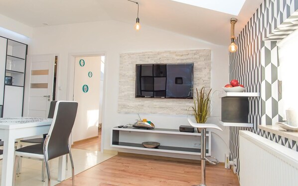 Televisión de plasma de 50 pulgadas con canales por cable