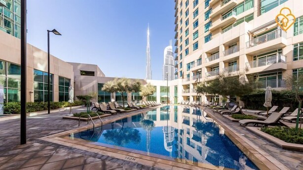 Outdoor pool - Luton Vacation Home Burj Views (Dubai)