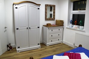 2 bedrooms, in-room safe, iron/ironing board, WiFi - BEAUTIFUL MODERN 2 BED APARTMENT IN THE HEART OF GREENWICH (London)