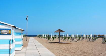 Joli appartement dans une maison de vacances avec climatisation, WIFI, piscine, TV et terrasse