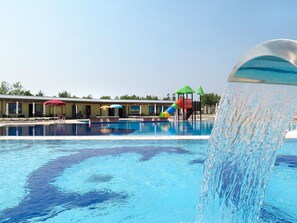 Pool - Beautiful apartment in villa for 4 guests with pool, WIFI, A/C, TV and patio (Rosolina)