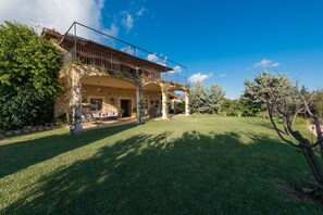Exterior - CAS COLECTOR - Impressive villa with private pool and spectacular views to the mountains a (Selva)