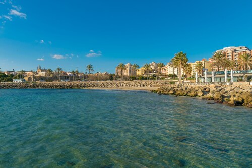 VILLA TEULERA -Amazing house in Palma, with private pool and 3.6 km away from the beach. F