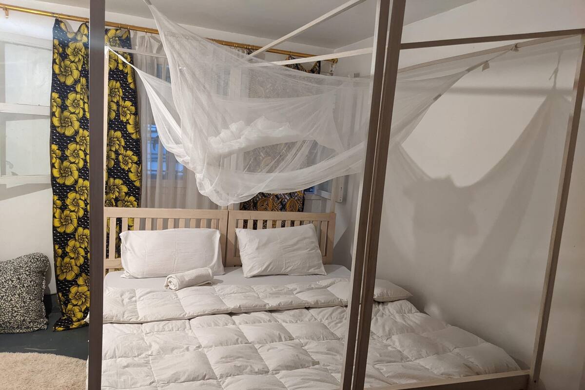 Blackout curtains, bed sheets