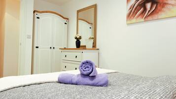 2 chambres, fer et planche Ă repasser, lit parapluie, Wi-Fi