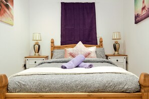 2 chambres, fer et planche à repasser, lit de bébé portatif, Wi-Fi