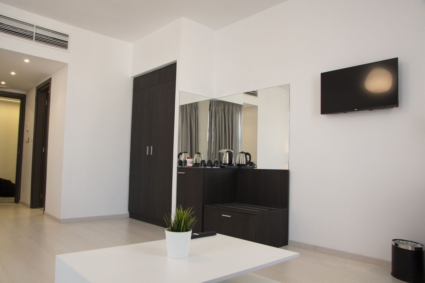 1 bedroom, in-room safe, desk, laptop workspace