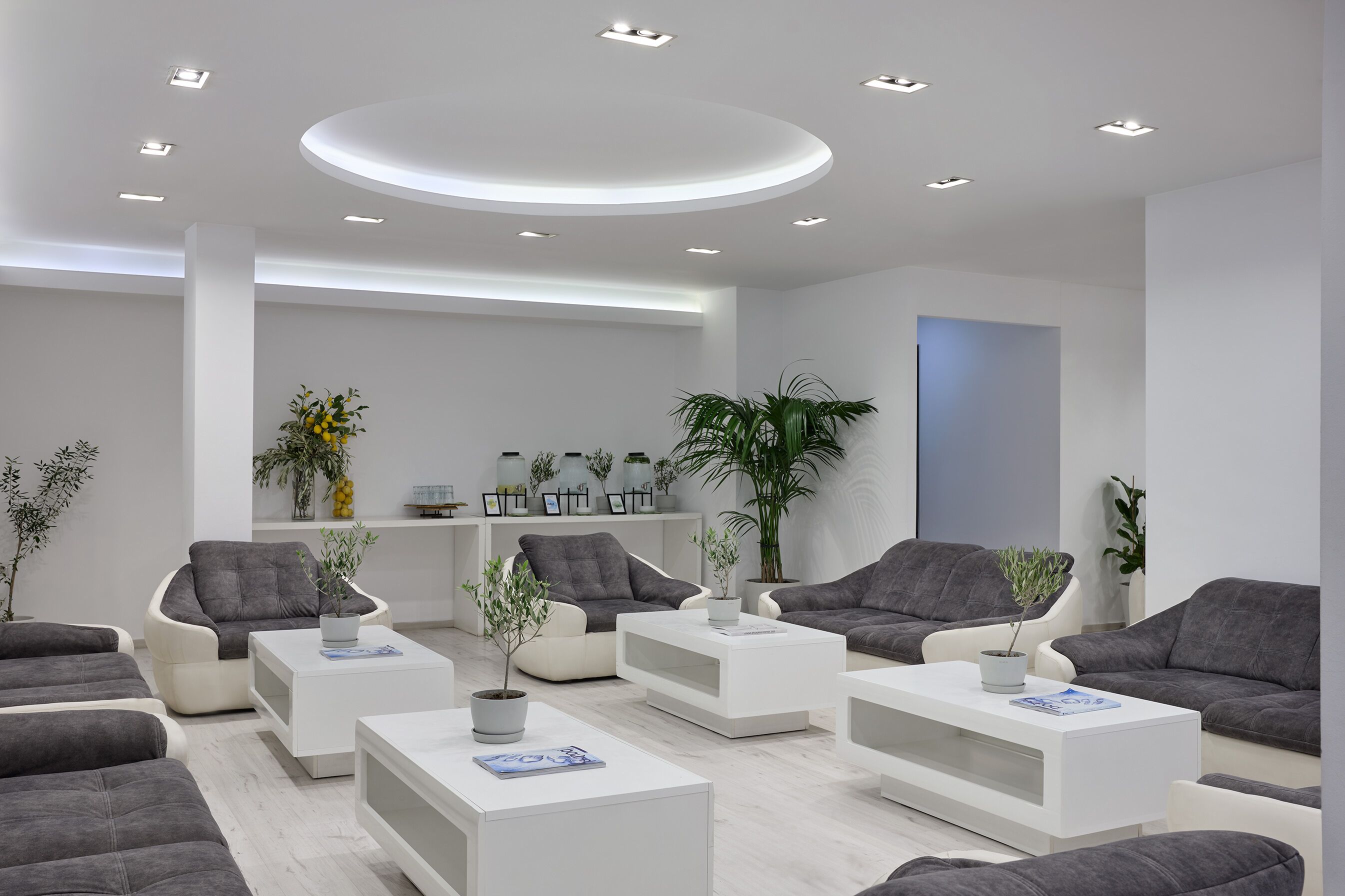 Área de estar no saguão