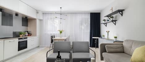 Deluxe Apartment | 1 bedroom, premium bedding, individually decorated
