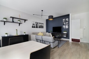 Lägenhet Deluxe | 1 sovrum, sängtillbehör av högsta kvalitet och individuell inredning