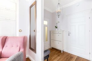 Exclusive-Studio | Badezimmer | Dusche, Regendusche, Haartrockner, Handtücher