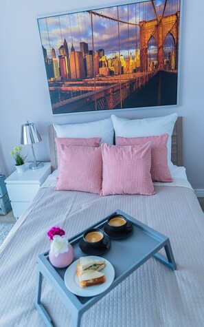 Panoramic Apartment | 1 bedroom, premium bedding, individually decorated