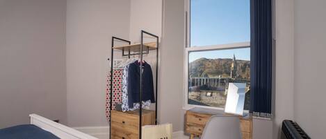 1 makuuhuone, silitysrauta/-lauta, Wi-Fi, vuodevaatteet