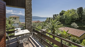 Chambre Double Supérieure, vue lac | Vue depuis le balcon