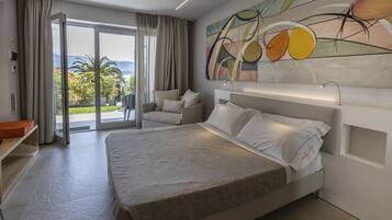 Double Room, Annex Building | In-room safe, individually decorated, individually furnished, desk