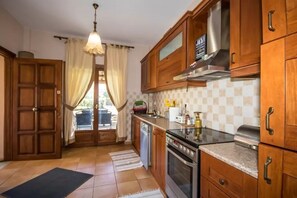 Villa, 3 chambres | Cuisine privée