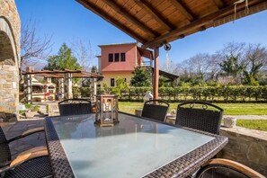 Villa, 3 Bedrooms | Terrace/patio
