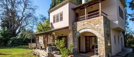 วิลล่า, 3 ห้องนอน | ลานระเบียง/นอกชาน