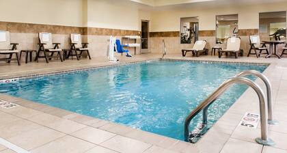 Comfort Inn & Suites