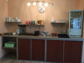 Café da manhã com buffet todos os dias mediante uma taxa