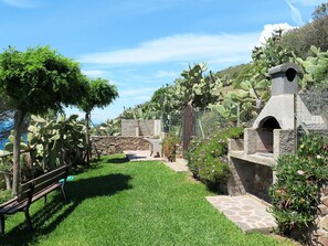 Property grounds - Beautiful apartment for 5 people with WIFI, TV and patio (Capoliveri)
