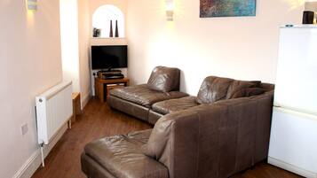 Four-Bedroom Apartment | Living room