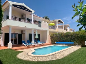 Outdoor pool - Villa Etoile has 2 bedrooms, AirCon, Wi Fi, Private Pool and Special Sea Views! (Praia da Luz)