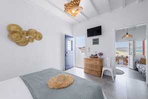 1 bedroom, WiFi, bed sheets - Manolis And Filio Home -By The Sea (Milos Cyclades)