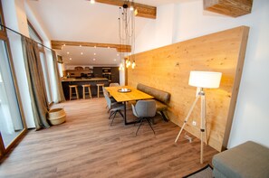 Appartement Exclusif (incl. cleaning fee, linen, city tax) | Coin séjour