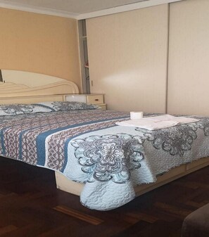 9 Schlafzimmer, WLAN
