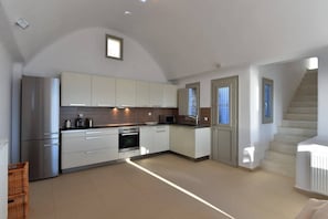 Frigorifero, forno, lavastoviglie, macchina per tè/caffè