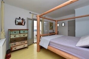 12 chambres, fer et planche à repasser, Wi-Fi gratuit