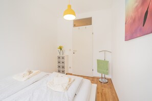 Apartamento, 2 habitaciones, 2 baños | 2 dormitorios, decoración individual, escritorio