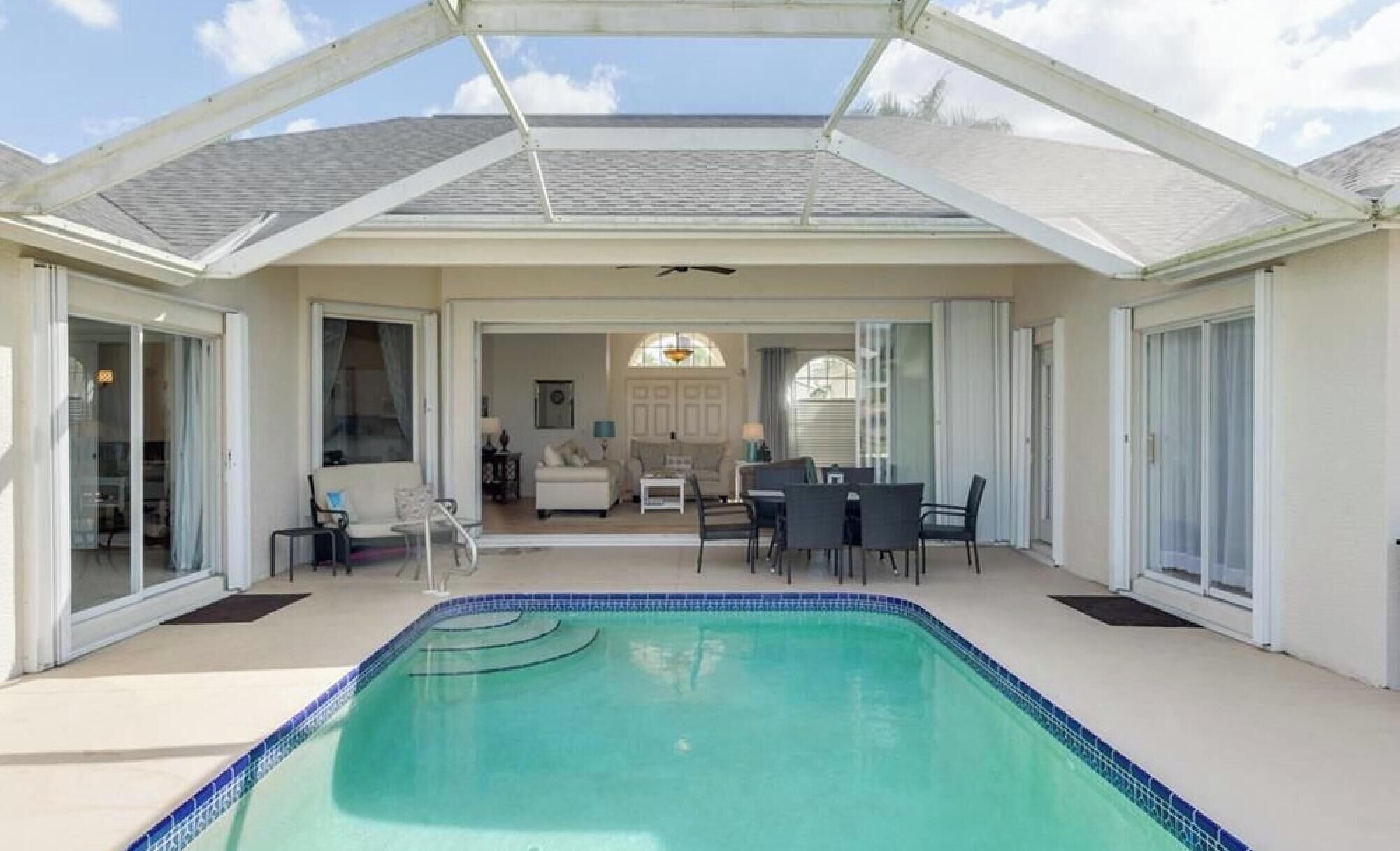 Indoor pool, outdoor pool