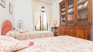 Apartment, 2 Bedrooms - Rental in Rome Ancient Rome View (Rome)
