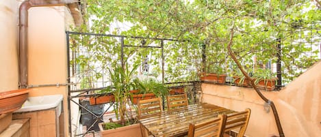 Apartment, 1 Bedroom | Terrace/patio