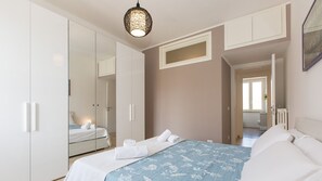 Appartement, 2 chambres | 2 chambres, décor unique, ameublement unique, fer et planche à repasser