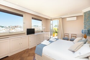 Apartment, 2 Schlafzimmer | Individuell dekoriert, individuell eingerichtet, Bügeleisen/Bügelbrett