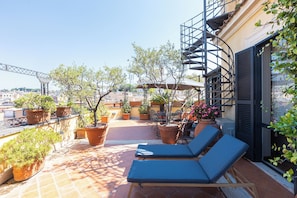 Apartment, 2 Bedrooms | Terrace/patio