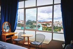 Deluxe Double Room, City View | Free WiFi, bed sheets - Chau Giang Hotel (Da Lat)