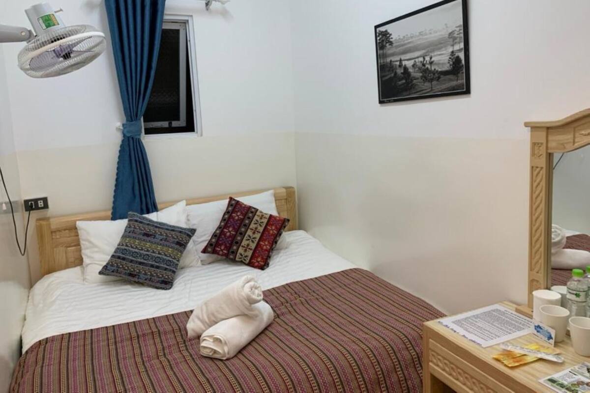 Economy Room | WiFi (free), bed sheets
