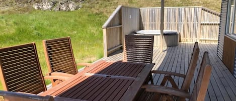 Cabin, 2 Bedrooms (Mosás 3) | Terrace/patio