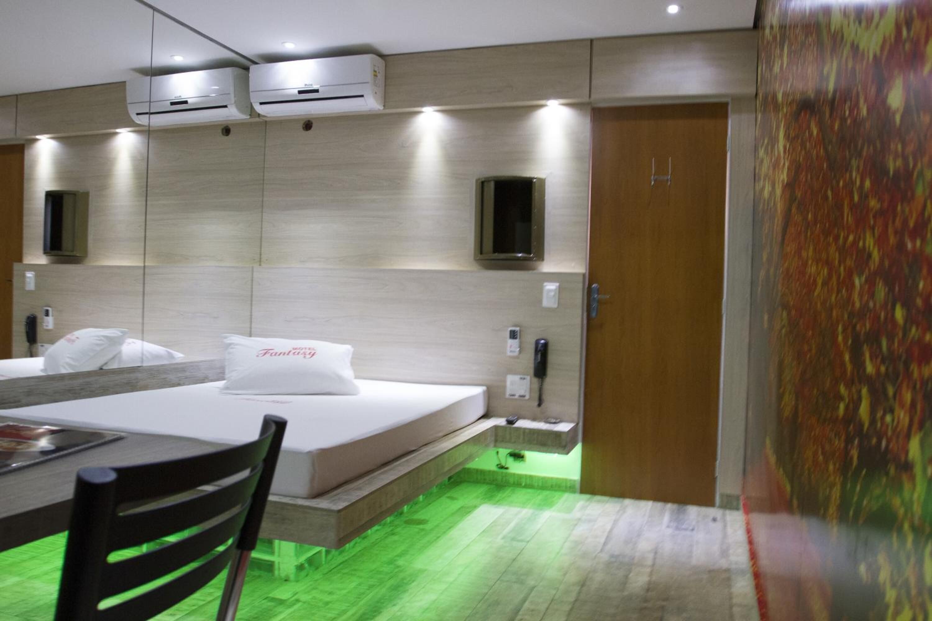 Foto - Motel Fantasy 3