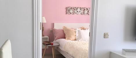 1 bedroom, iron/ironing board, bed sheets