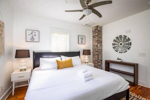 4 chambres, fer et planche Ă repasser, Wi-Fi, draps fournis