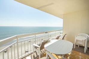 Condo, 3 Bedrooms | Outdoor dining