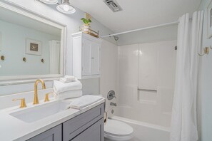 Appartamento, 1 camera da letto | Bagno | Asciugamani