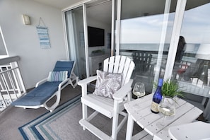 Condo, 1 Bedroom | Property grounds