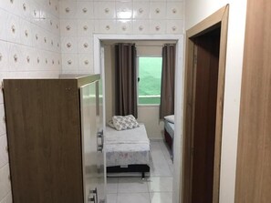 Minibar, free WiFi, bed sheets - Pousada Praia do Trapiche (Penha)