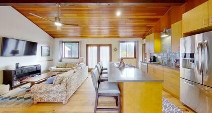Azalea Reserve Upstairs Suite